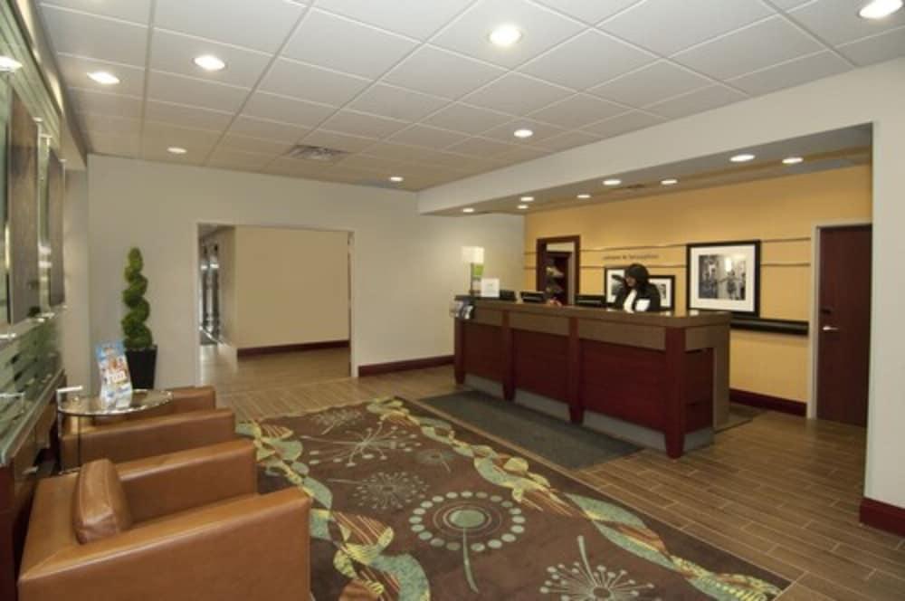 Hampton Inn By Hilton Brampton - Toronto Buitenkant foto